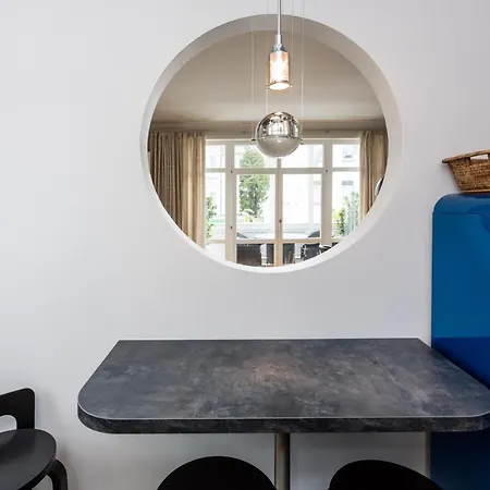 Alice Nautilus Mit 2 Schlafzimmer & Balkon * بينز